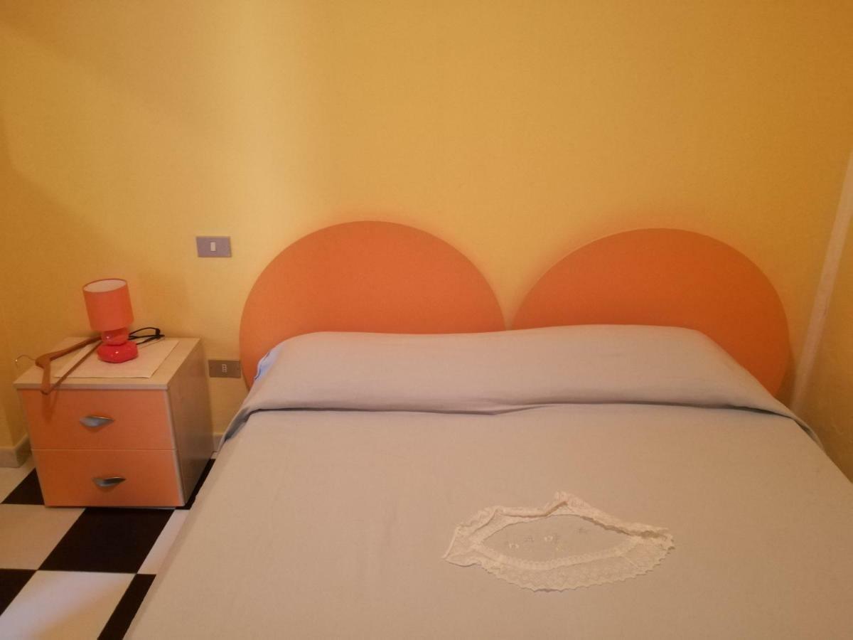 Casa Campidano Cabras Ngoại thất bức ảnh